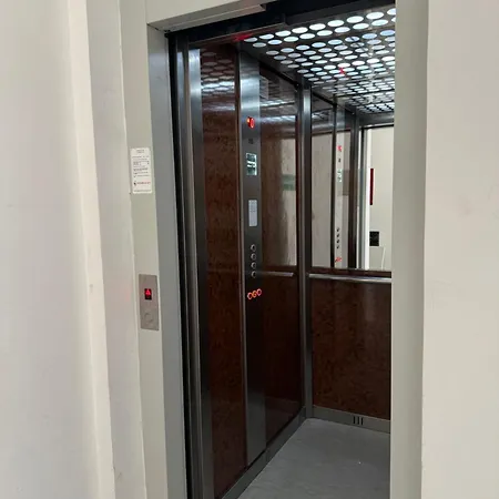 Apartman Center 1-setaliste *